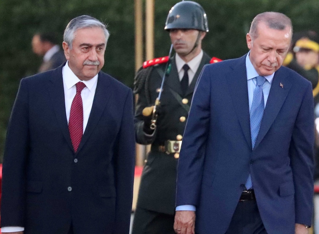 Ακιντζί: Με απείλησε η Τουρκία για να αποσύρω την «υποψηφιότητά» του