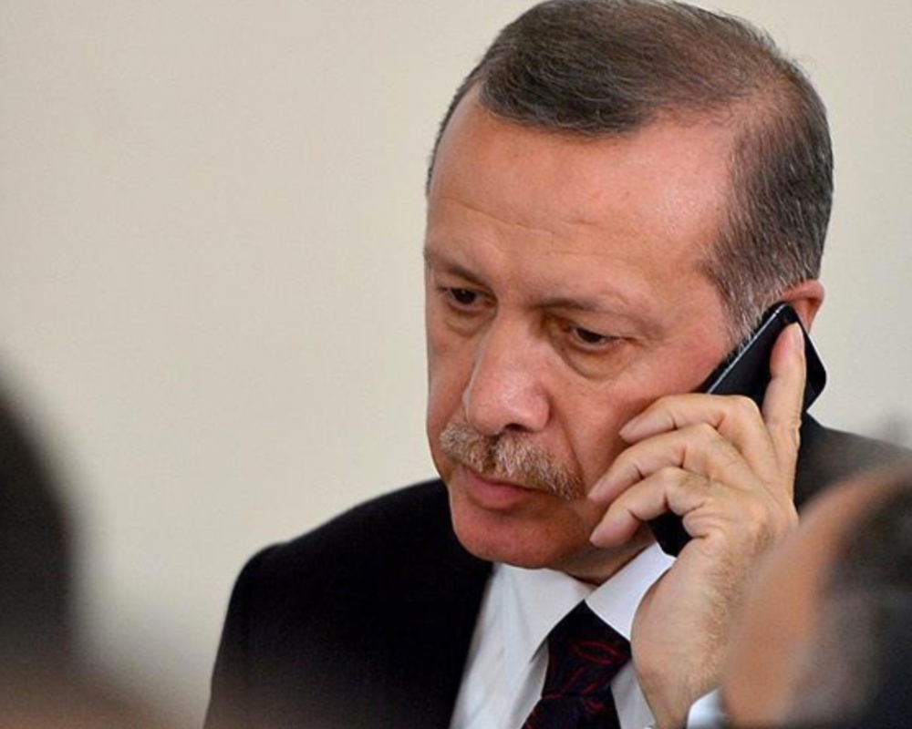 Ο Τούρκος πρόεδρος παρείχε ασφαλές τηλέφωνο σε ύποπτο χρηματοδότη της Αλ Κάιντα