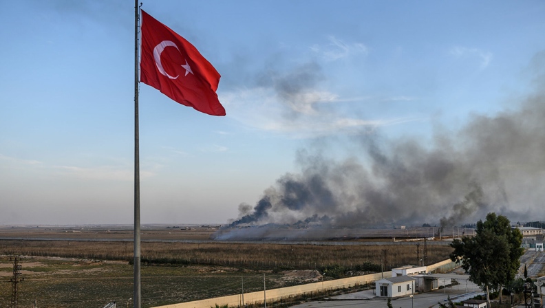 Οι Κούρδοι αντάρτες (PKK) βομβάρδισαν τουρκικό στρατόπεδο με drone (βίντεο)