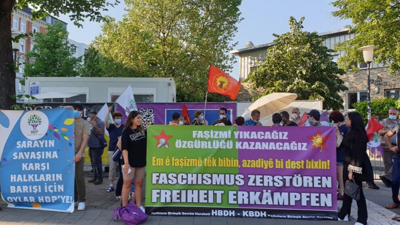 Διαμαρτυρίες στο Ηνωμένο Βασίλειο και τη Γερμανία για τη δολοφονία της Deniz Poyraz