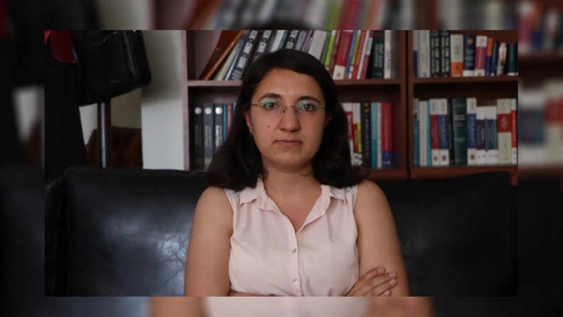 Η δικηγόρος Aslıhan Bulut προειδοποιεί ότι το νέο «δικαστικό πακέτο» στην Τουρκία θα οδηγήσει σε «πλήρη απομόνωση των κρατουμένων»