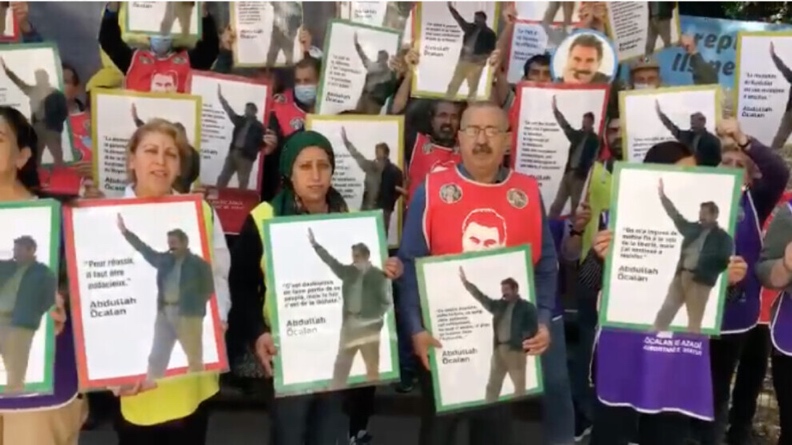 Νέα ομάδα ακτιβιστών αναλαμβάνει τη διαδήλωση διαρκείας των Κούρδων στο Στρασβούργο