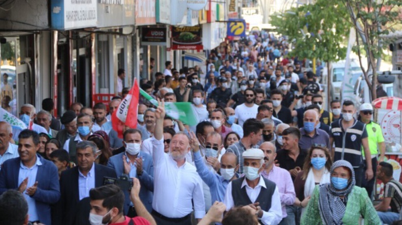 Βουλευτής HDP: «Η μόνη διέξοδος από το χάος είναι η άρση της απομόνωσης του Οτσαλάν»