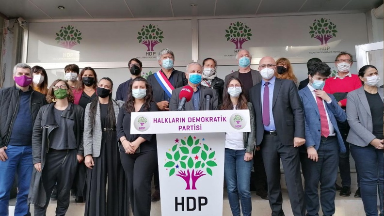 "Προσπαθούν με όλη τους τη δύναμη και πάλι δεν μπορούν να διαλύσουν το HDP"