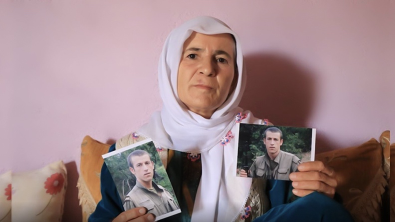 Τουρκία: Ο αγώνας μιας μητέρας εδώ και τέσσερις μήνες για να ανακτήσει τη σωρό του δολοφονημένου γιου της