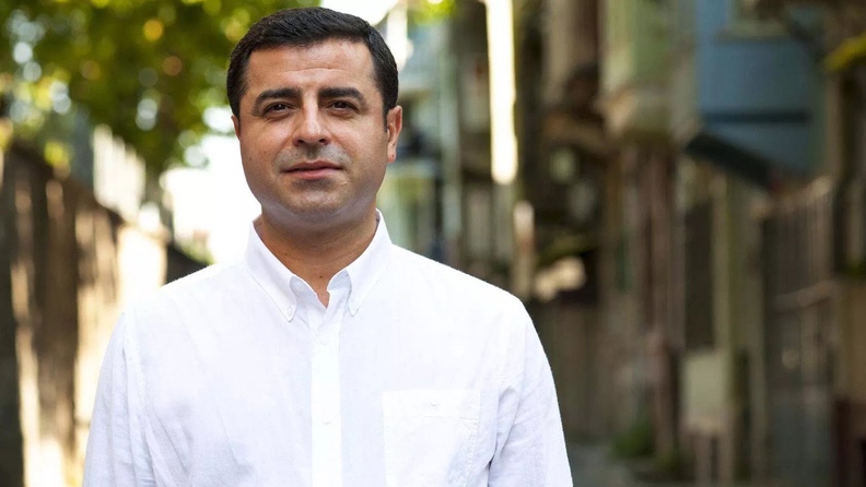 Ντεμιρτάς: «Δεν πρέπει να επιτραπεί ο αποκλεισμός των Κούρδων από τη διαδικασία ανοικοδόμησης»