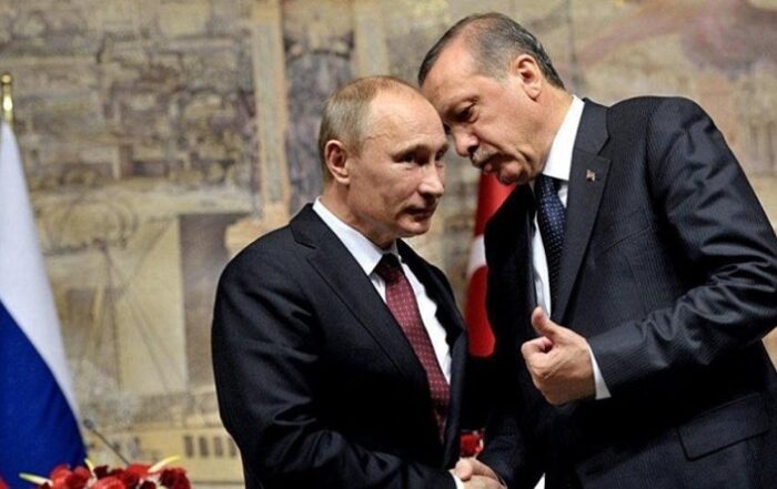 Πούτιν σε Ερντογάν: “Η Ουκρανία χρησιμοποιεί τουρκικά drones στη ζώνη συγκρούσης”