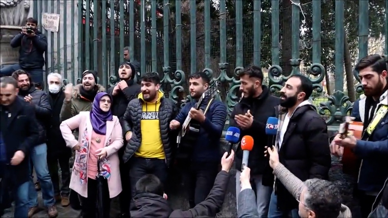 Τουρκία: ΜΚΟ και βουλευτές συμμετέχουν σε διαμαρτυρία ενάντια στην απαγόρευση της κουρδικής μουσικής