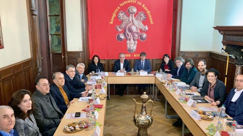 Μέλη του Συμβουλίου της Καταλανικής Δημοκρατίας επισκέφθηκαν το Εθνικό Κογκρέσο του Κουρδιστάν