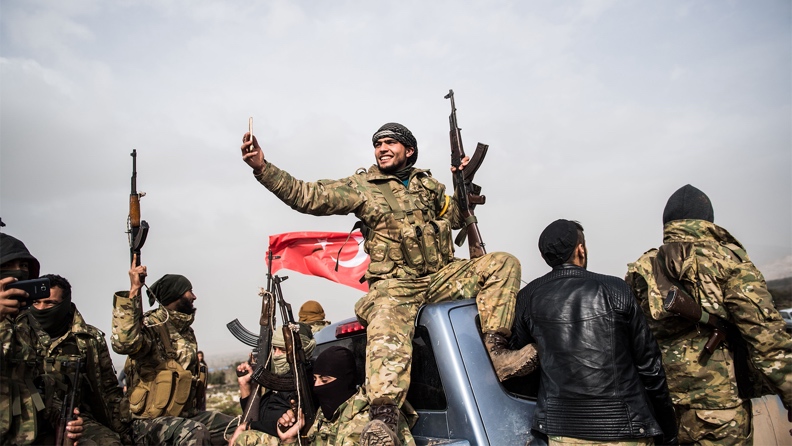 Οι Ρώσοι καταγγέλουν ότι η Τουρκία απέστειλε ενόπλους στην Ουκρανία - Τους πήρε από Ναγκόρνο-Καραμπάχ και Συρία