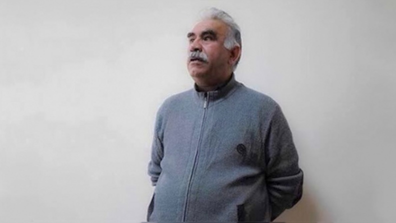 Απαγορεύτηκαν ξανά οι επισκέψεις στον ηγέτη του PKK Οτσαλάν λόγω παράτασης της απαγόρευσης