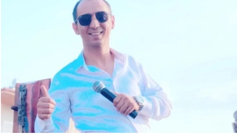 Τραγουδιστής είπε κουρδικό τραγούδι σε γάμο και κατέληξε στο αστυνομικό τμήμα