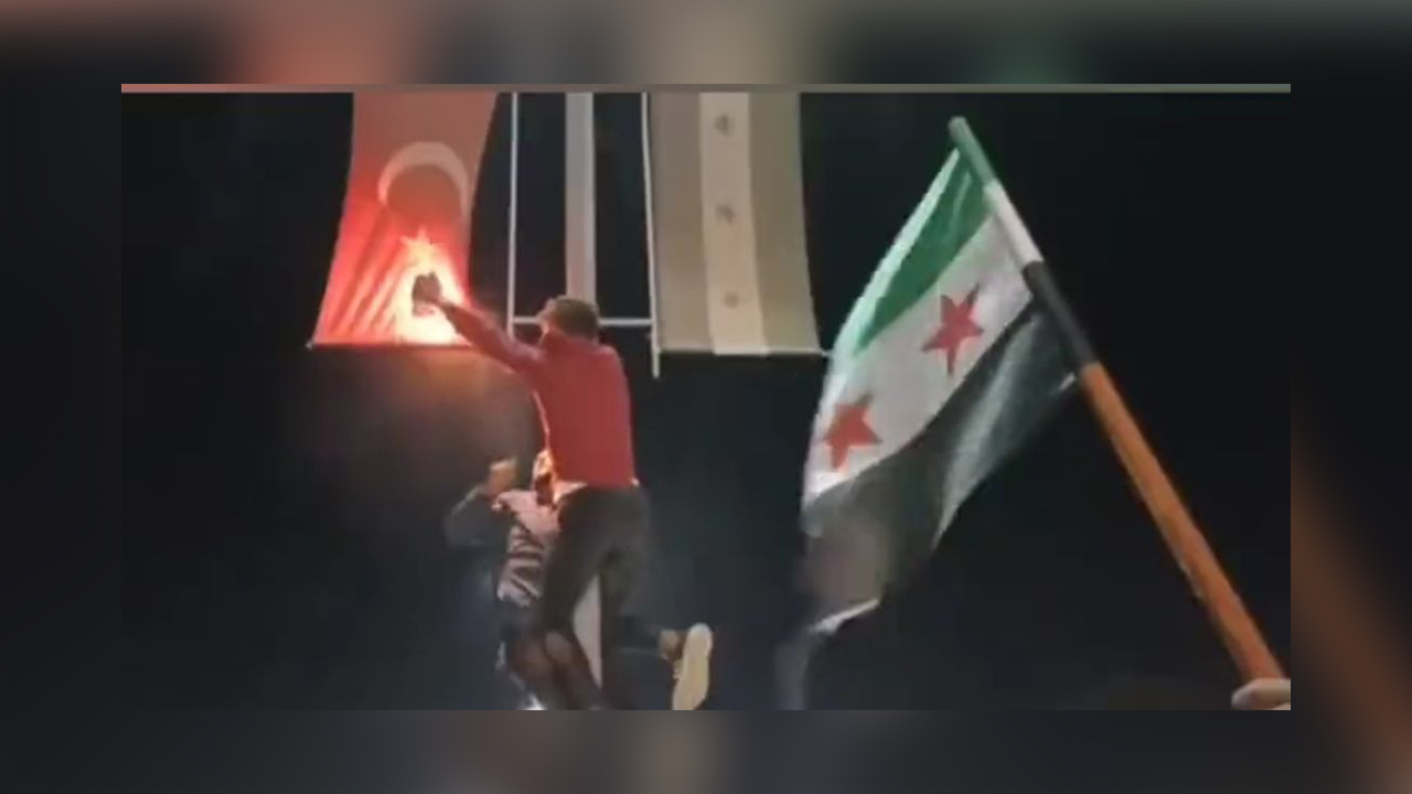 Ξέσπασαν διαδηλώσεις στη Συρία λόγω των συνομιλιών της Τουρκίας με αξιωματούχους του Άσαντ