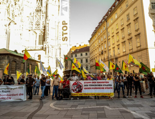 Οι Κούρδοι στη Βιέννη διαμαρτύρονται για τις επιθέσεις του τουρκικού κράτους στη Βόρεια και Ανατολική Συρία