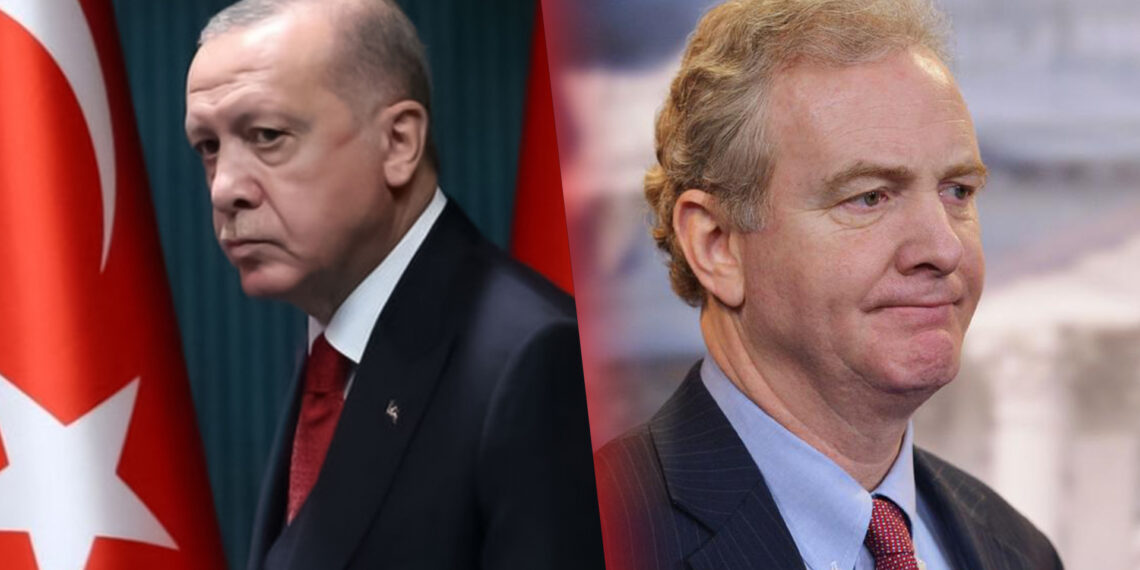 Αμερικανός γερουσιαστής ζητά κυρώσεις στην Τουρκία για πιθανές επιχειρήσεις της στη βορειοανατολική Συρία